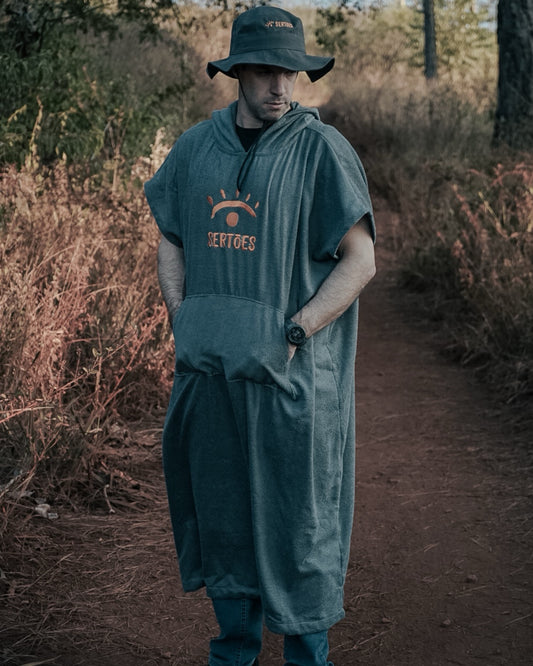 Poncho Season x Sertões