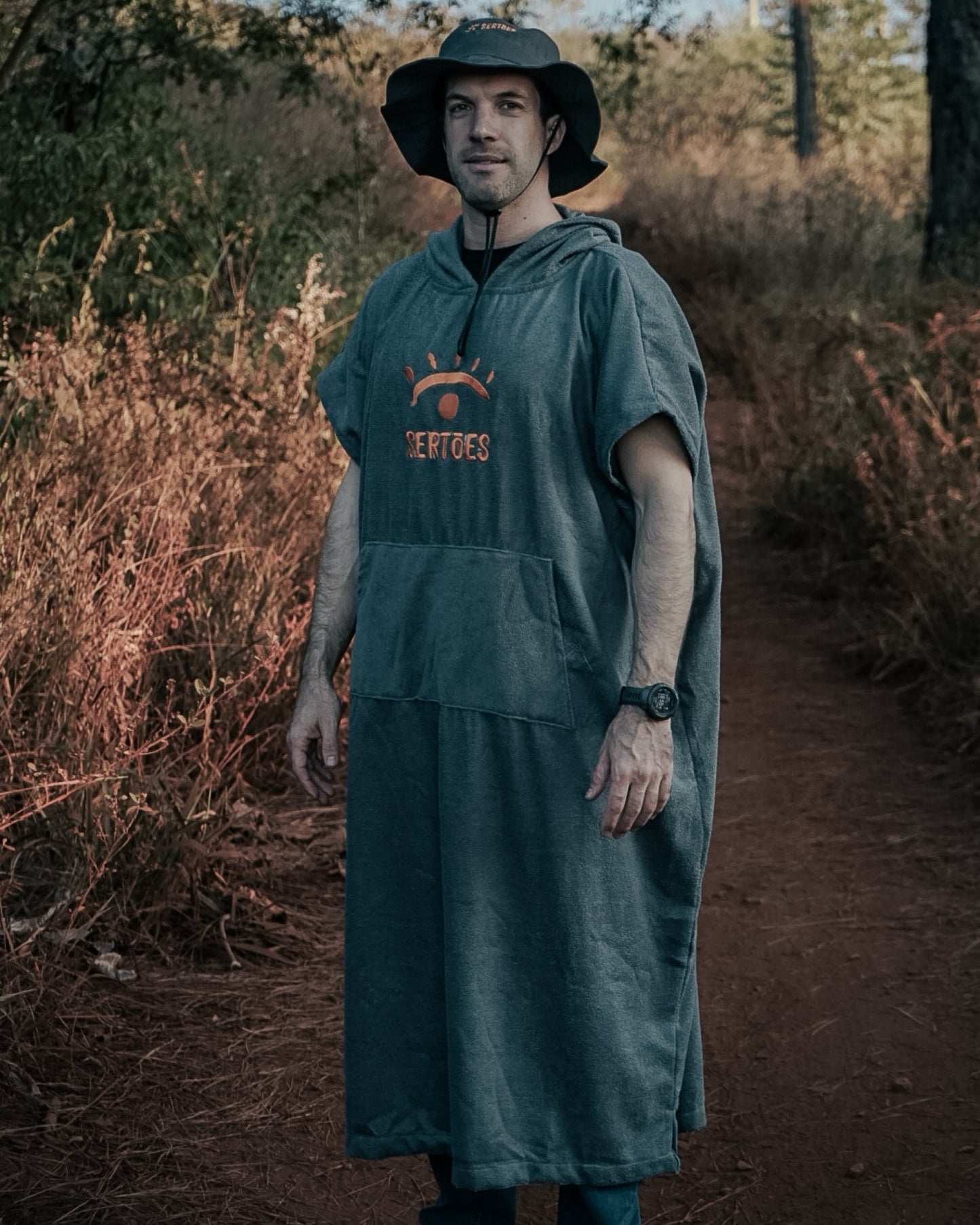 Poncho Season x Sertões