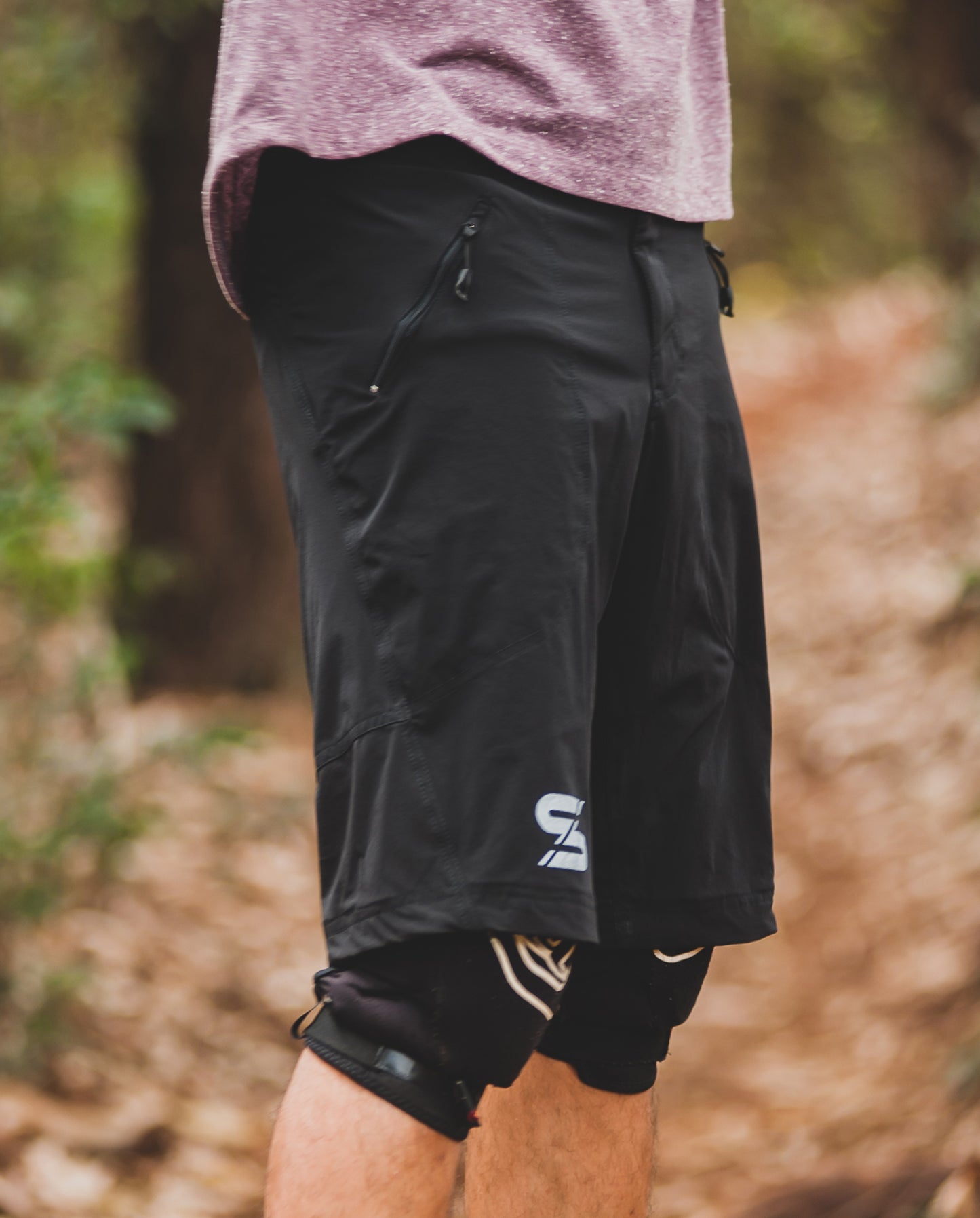 Bermuda Season - Black