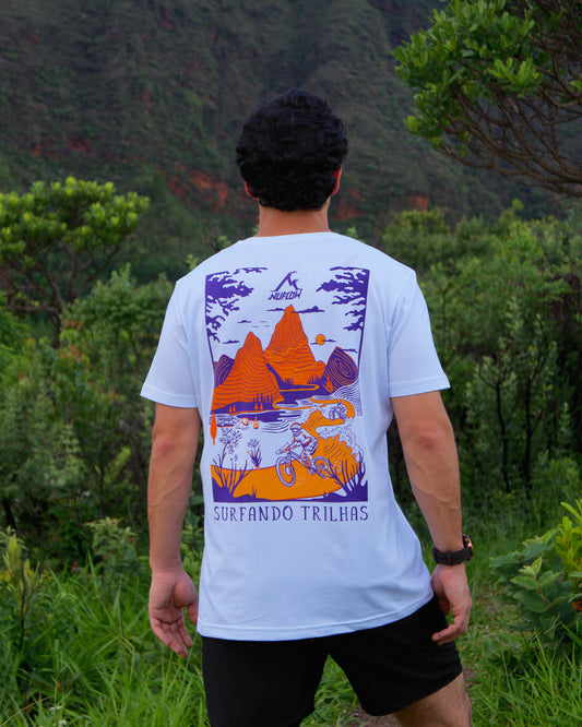 Camiseta Nuflow x Season - Surfando Trilhas