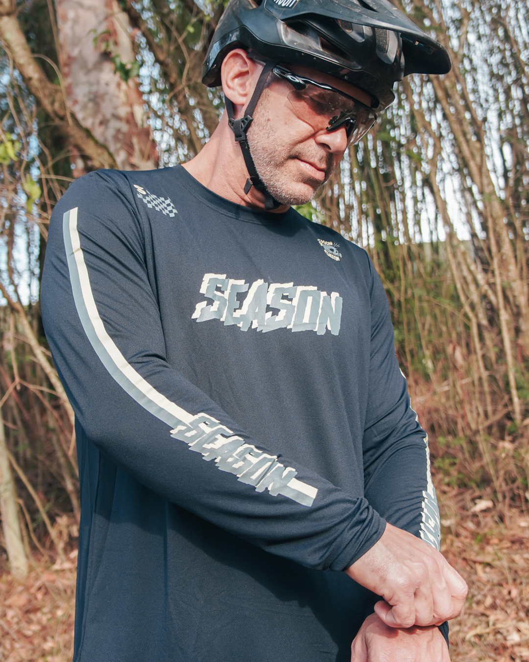 Camisa Trail - Retro Black - Manga Longa