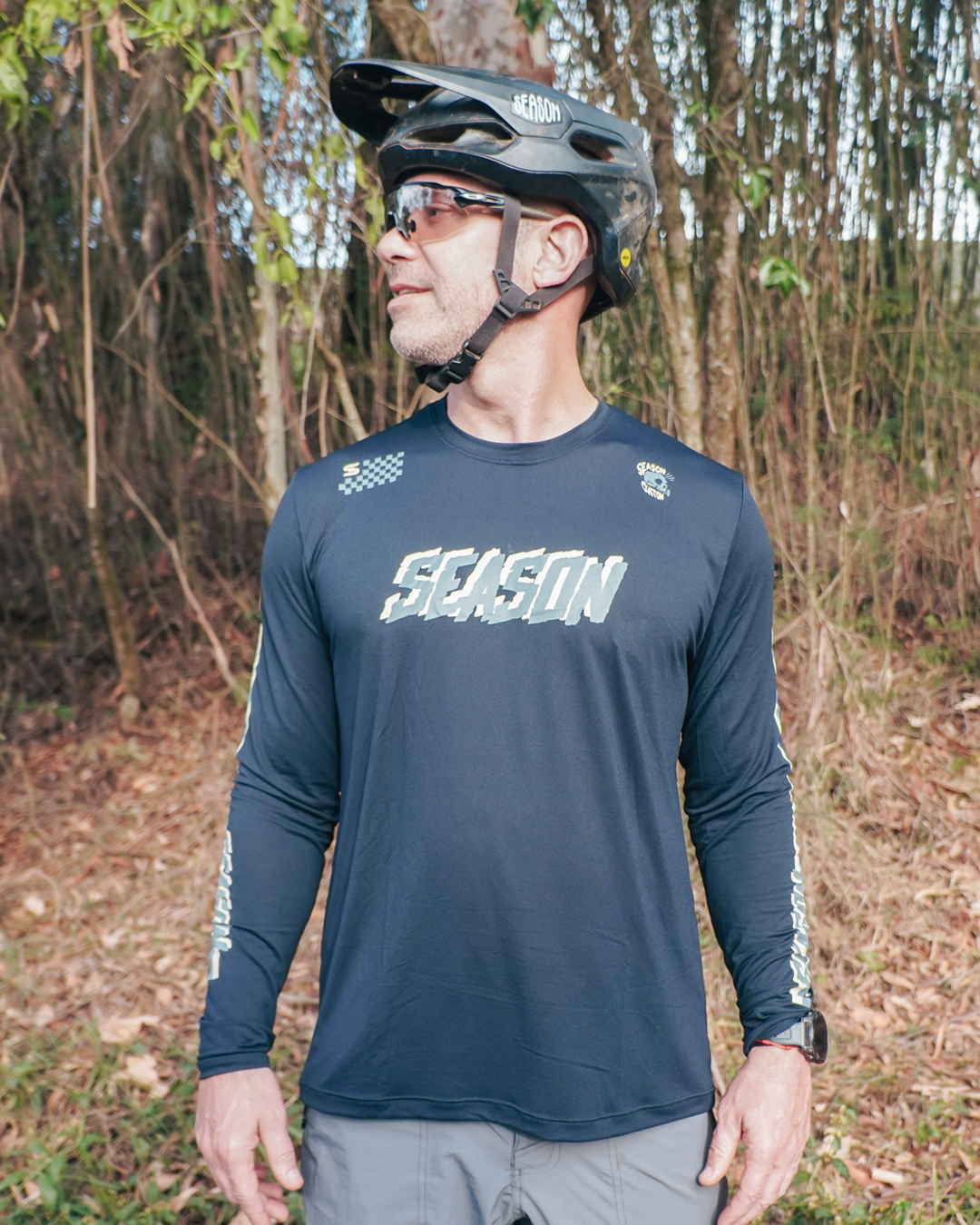 Camisa Trail - Retro Black - Manga Longa