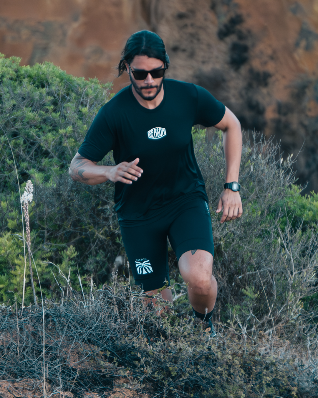 Bermuda Season - Trail Run - High Bloom