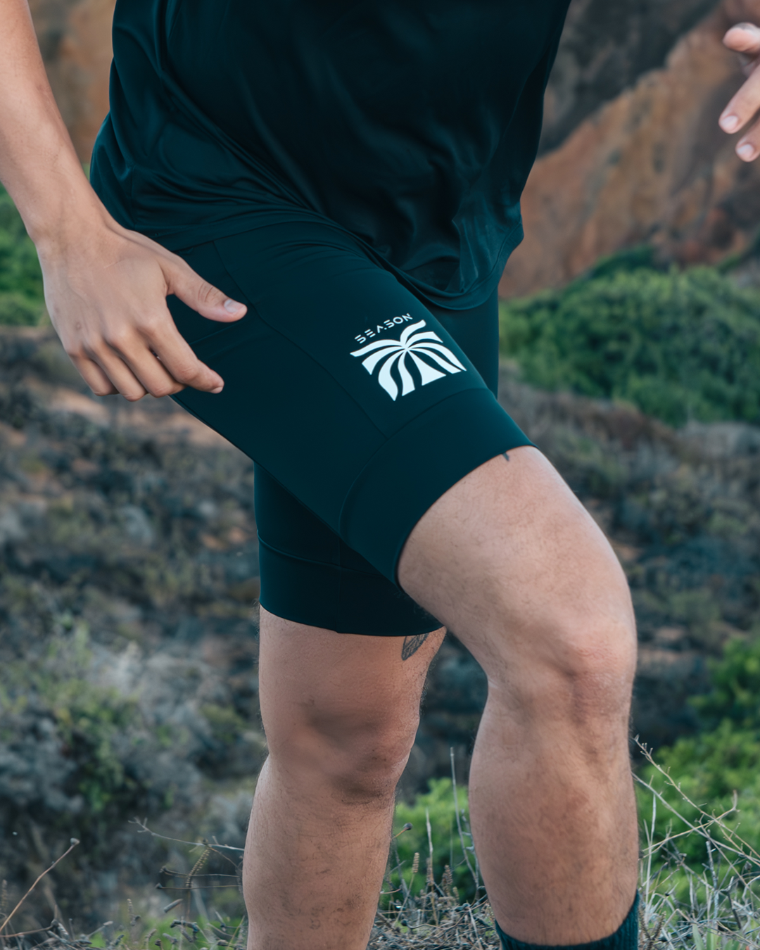Bermuda Season - Trail Run - High Bloom
