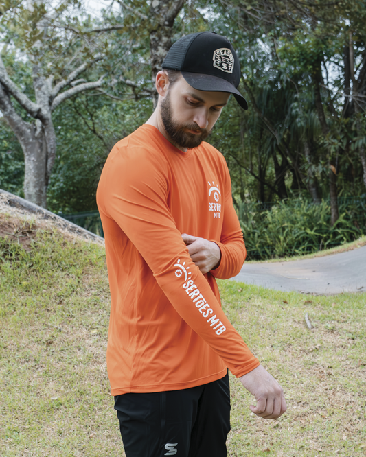 Camisa Trail - Season x Sertões - Orange - Manga Longa