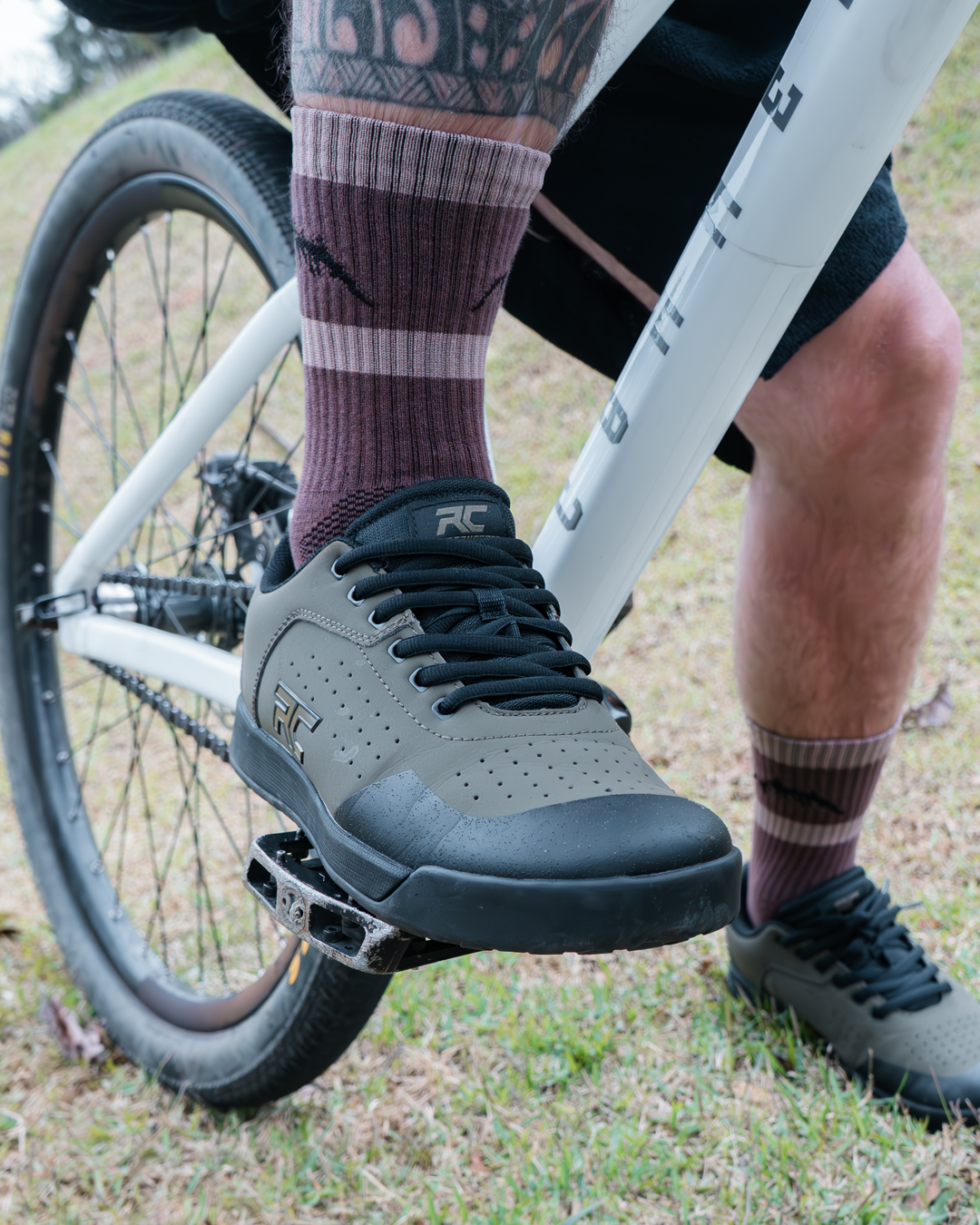 Meia Mountain - Castanho